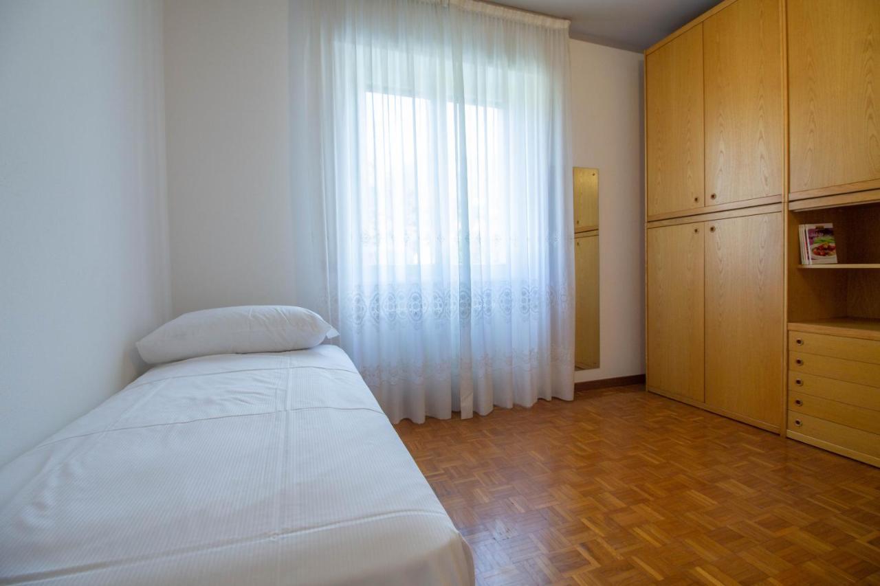 Mamma Ciccia Holiday Home - Casa Imperia Манделло-дель-Ларіо Екстер'єр фото