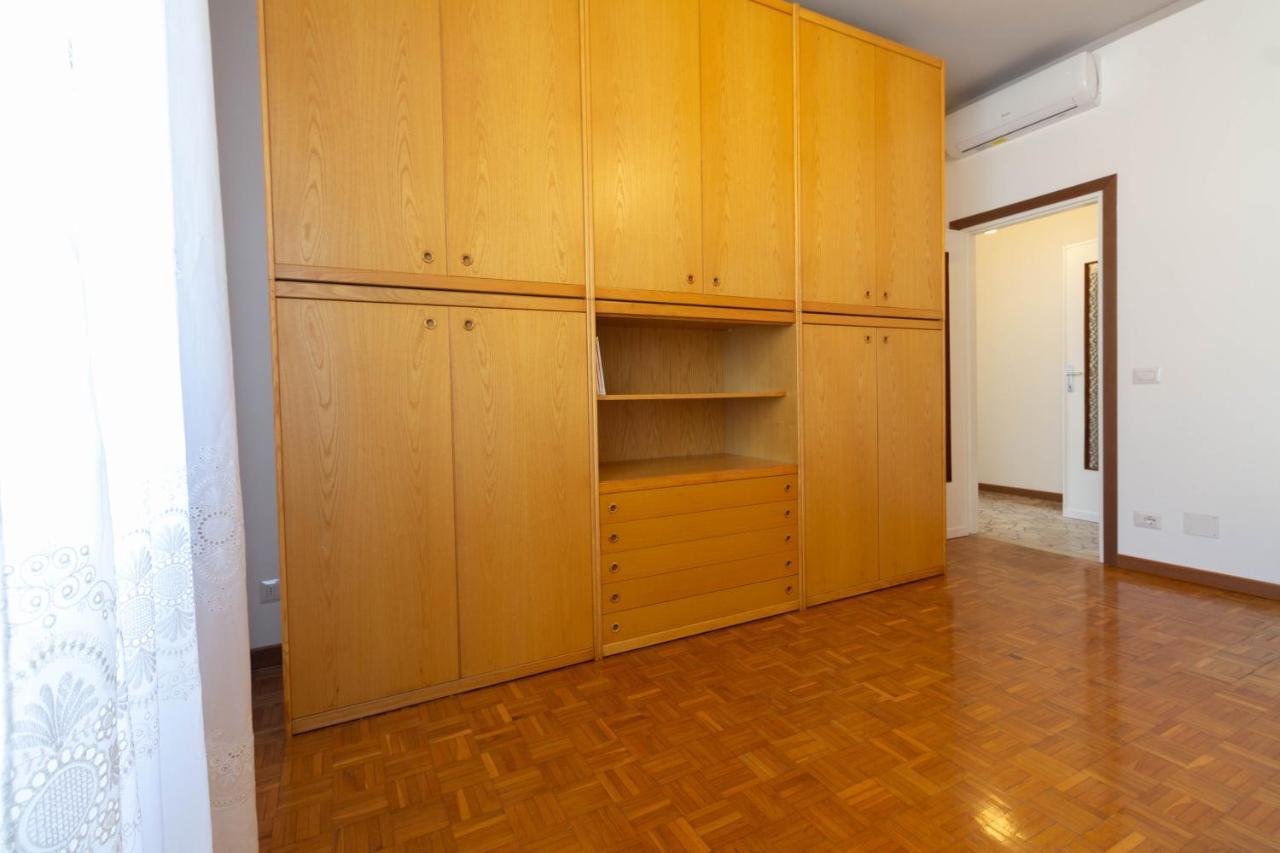 Mamma Ciccia Holiday Home - Casa Imperia Манделло-дель-Ларіо Екстер'єр фото