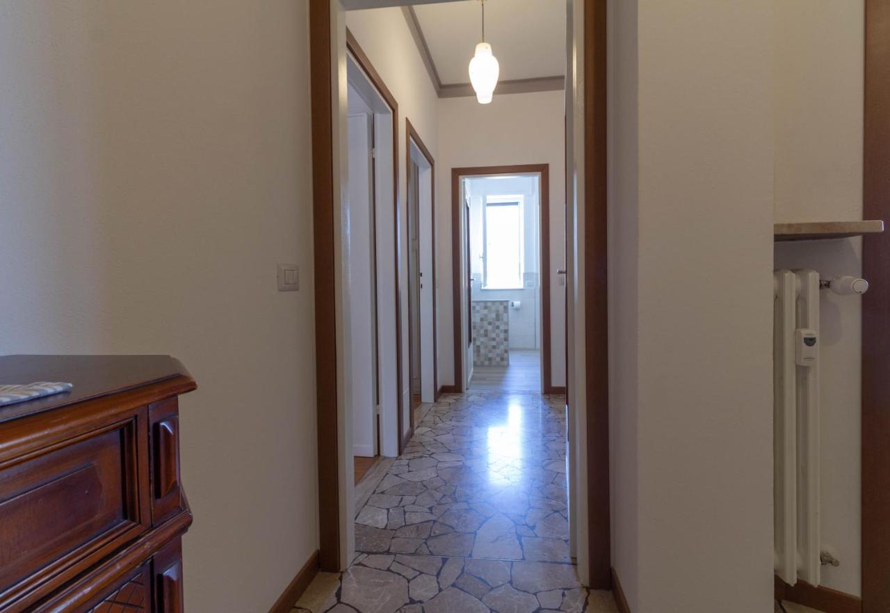 Mamma Ciccia Holiday Home - Casa Imperia Манделло-дель-Ларіо Екстер'єр фото